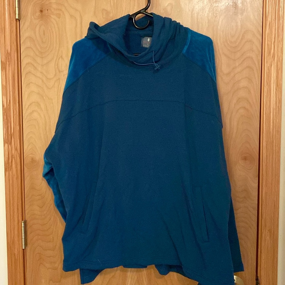 Free People movement sweatshirt